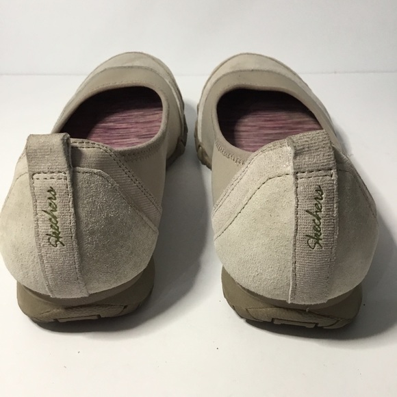 Skechers Women’s Memory Foam Relaxed Fit Flats Leather/Textile Upper Size 8 - Picture 3 of 8